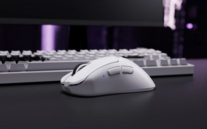 Xlite V4 White - XS-1 Sensor - 8K Wireless Gaming Mouse - Medium (Size 2)